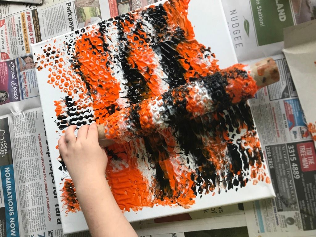 toddler tiger stripe bubble wrap painting toddler bubble wrap painting toddler tiger craft