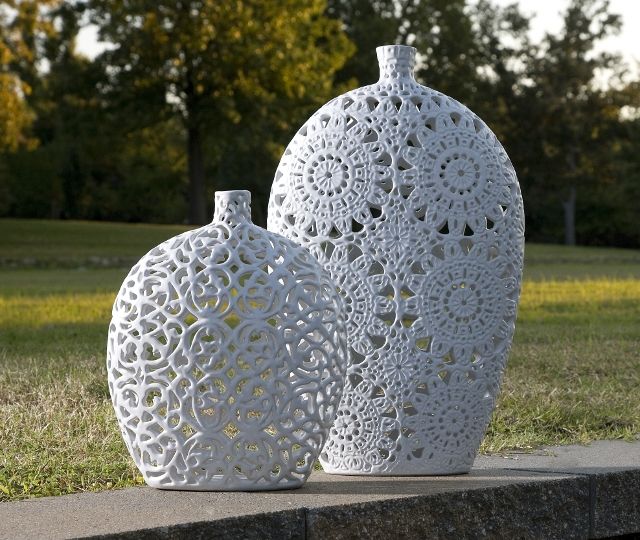 UNIQUE Fretwork White VASE/URN Cut Out Ceramic Lace Design Home Decor