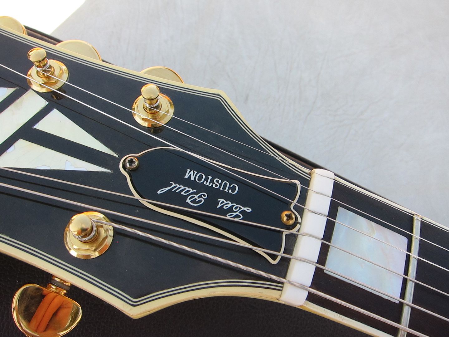 Les Paul Reissue Serial Numbers